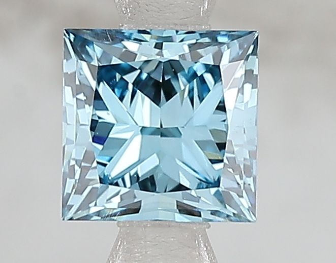 Lab-Grown Princess Diamond - 1.07 Carats, Fancy Vivid Blue Color, VS1 Clarity - Certified by IGI - Report Number: LG671493236