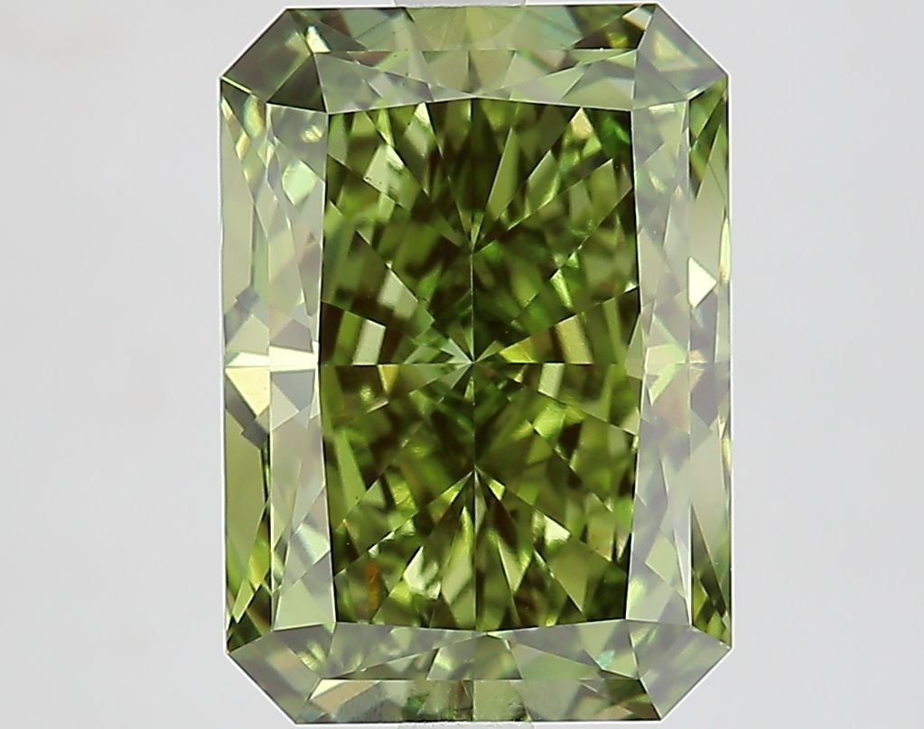 Lab-Grown Radiant Diamond - 4.64 Carats, Fancy Vivid Green Color, VS1 Clarity - Certified by IGI - Report Number: LG652471110