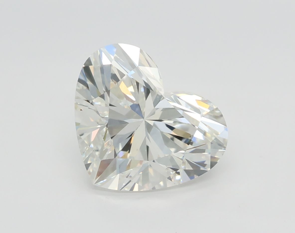 Lab-Grown Heart Diamond - 2.01 Carats, F Color, VS1 Clarity - Certified by IGI - Report Number: LG634435563
