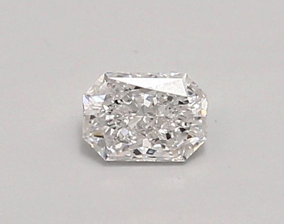 Lab-Grown Radiant Diamond - 0.31 Carats, D Color, VS2 Clarity - Certified by IGI - Report Number: LG668453484