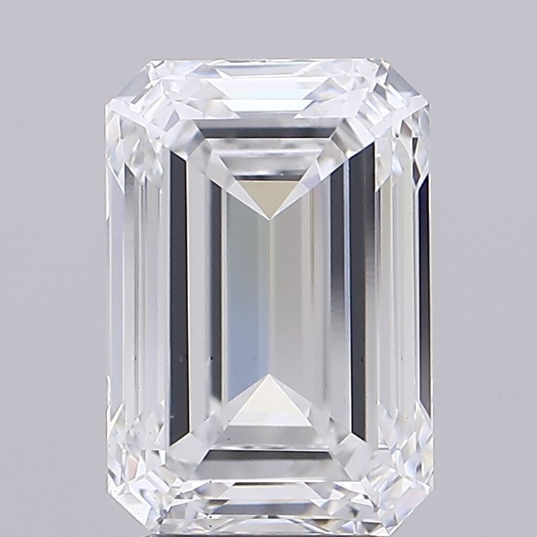 Lab-Grown Emerald Diamond - 4.51 Carats, E Color, VS1 Clarity - Certified by IGI - Report Number: LG674515369