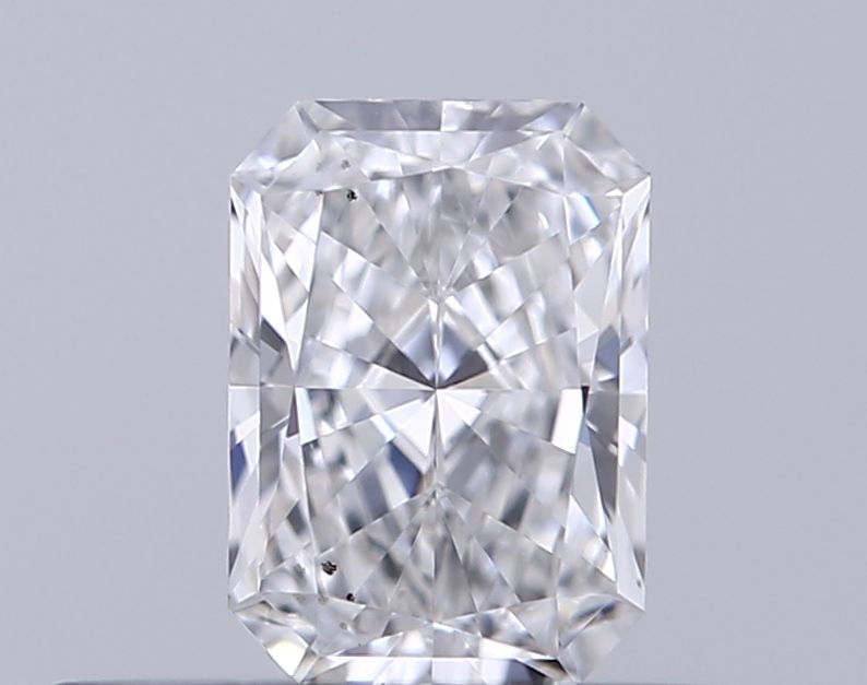 Lab-Grown Radiant Diamond - 0.33 Carats, E Color, VVS2 Clarity - Certified by IGI - Report Number: LG669455390
