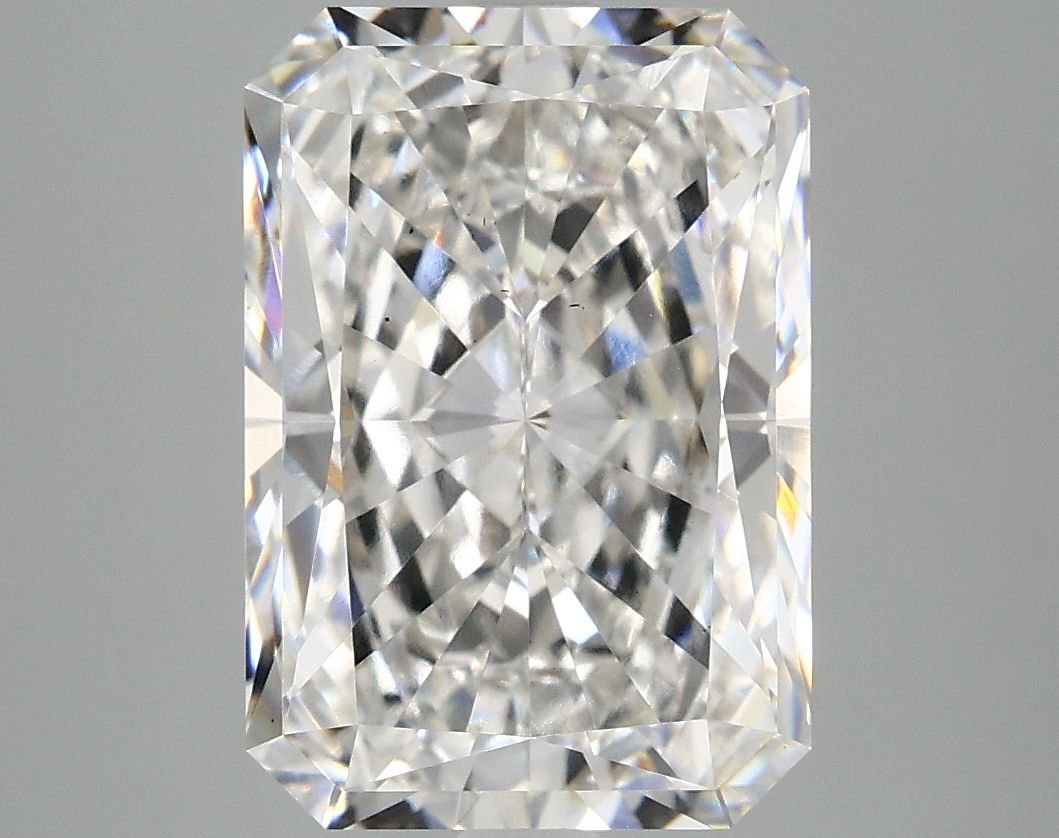 Lab-Grown Radiant Diamond - 5.09 Carats, F Color, VS2 Clarity - Certified by IGI - Report Number: LG673430217