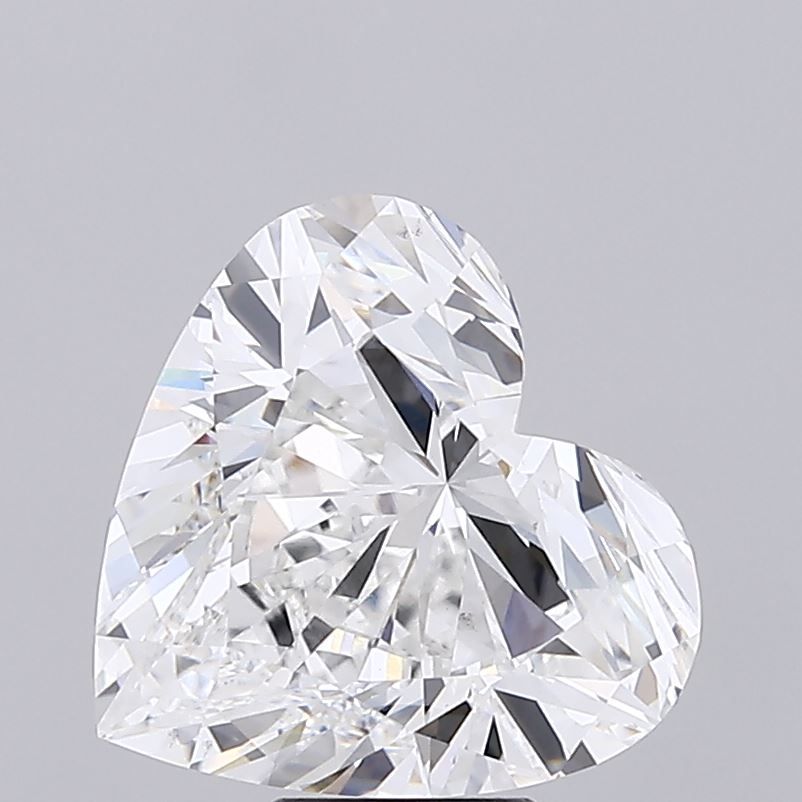 Lab-Grown Heart Diamond - 8.01 Carats, E Color, VS1 Clarity - Certified by IGI - Report Number: LG692540730