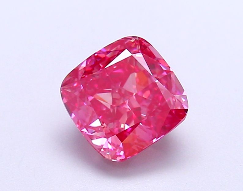Lab-Grown Cushion Diamond - 1.59 Carats, Fancy Vivid Pink Color, VVS1 Clarity - Certified by IGI - Report Number: LG677560927