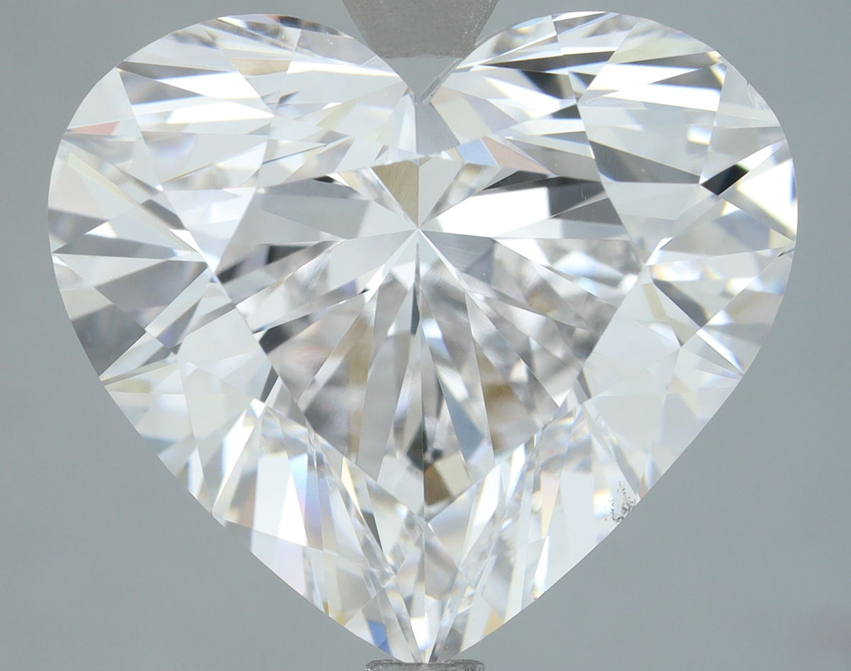 Lab-Grown Heart Diamond - 7.01 Carats, E Color, VS2 Clarity - Certified by IGI - Report Number: LG591302021