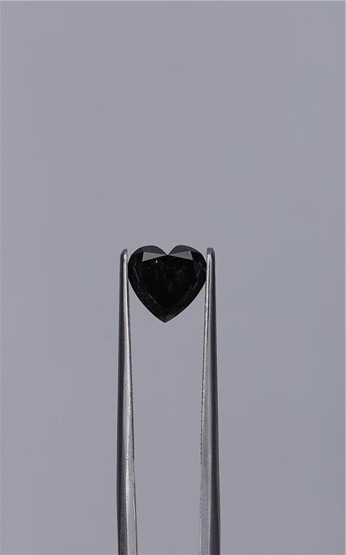 Heart 1.54ct Black - Cut • IGI • 768614809