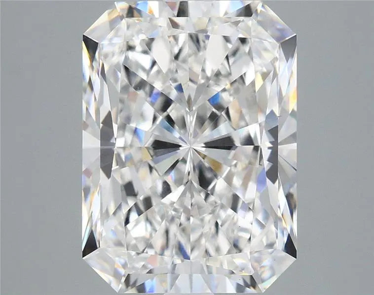 4.78ct Radiant Lab Grown Diamond (Colour E, Clarity VS1, IGI Certified)