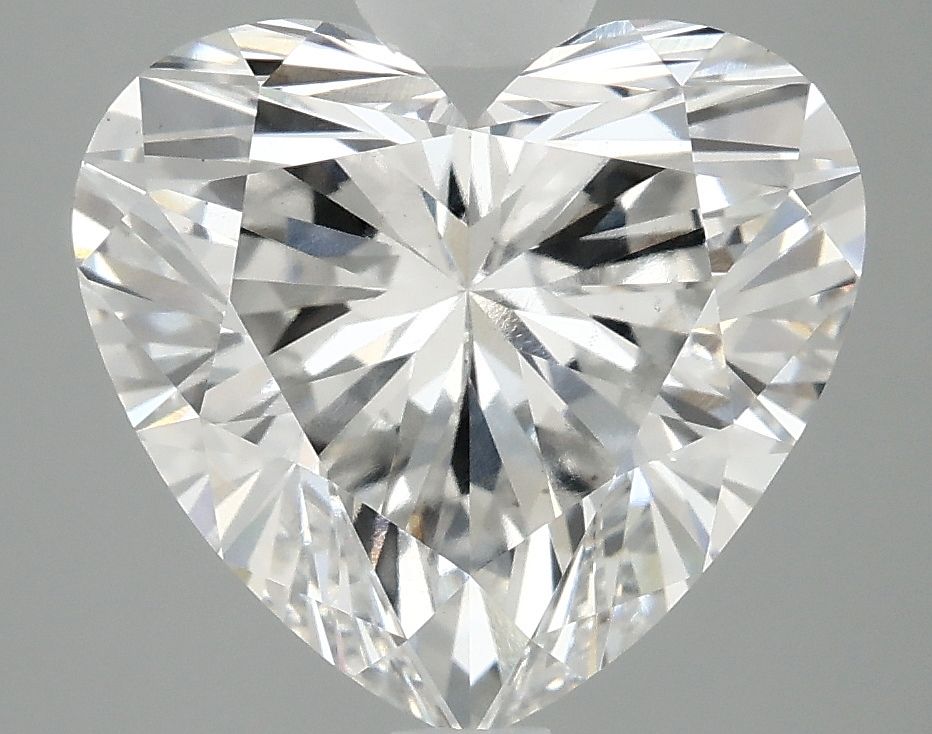 Lab-Grown Heart Diamond - 4.5 Carats, F Color, VS1 Clarity - Certified by IGI - Report Number: LG715578091