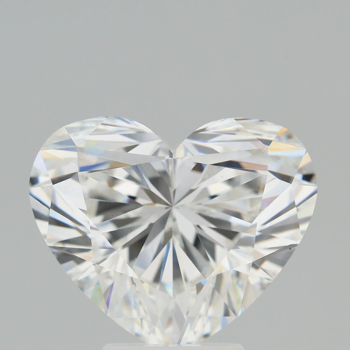 Lab-Grown Heart Diamond - 5.09 Carats, E Color, VS1 Clarity - Certified by IGI - Report Number: LG677523596