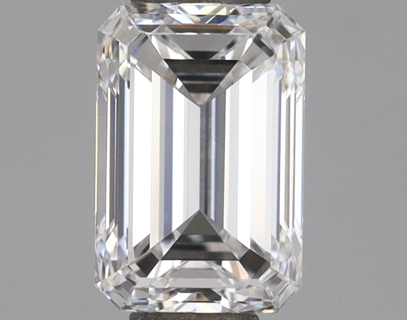 Lab-Grown Emerald Diamond - 0.95 Carats, D Color, VVS2 Clarity - Certified by IGI - Report Number: LG685537833