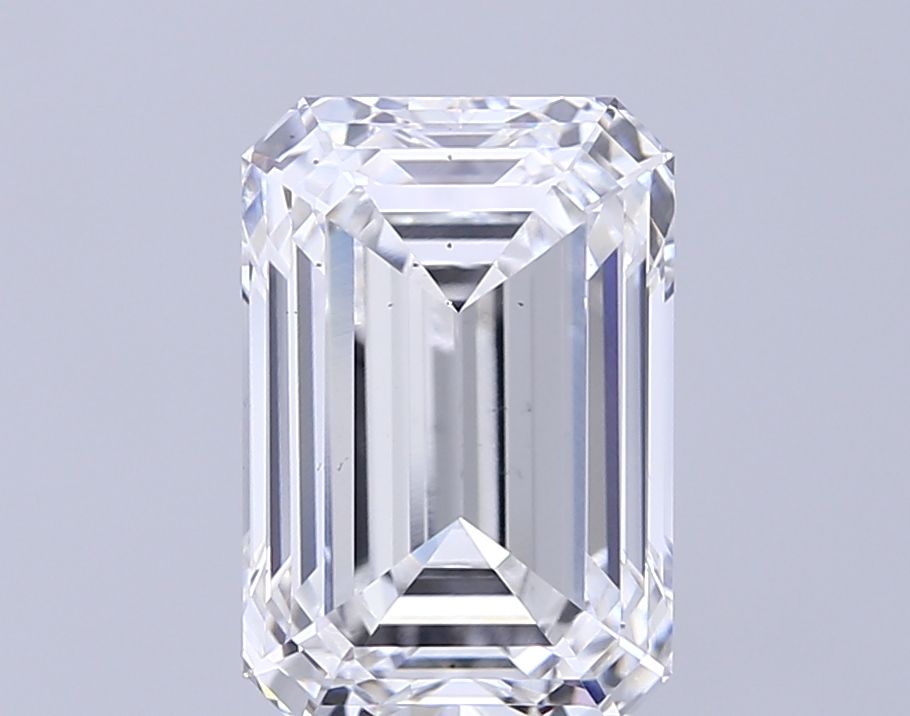 Lab-Grown Emerald Diamond - 4.56 Carats, E Color, VS2 Clarity - Certified by IGI - Report Number: LG676501367