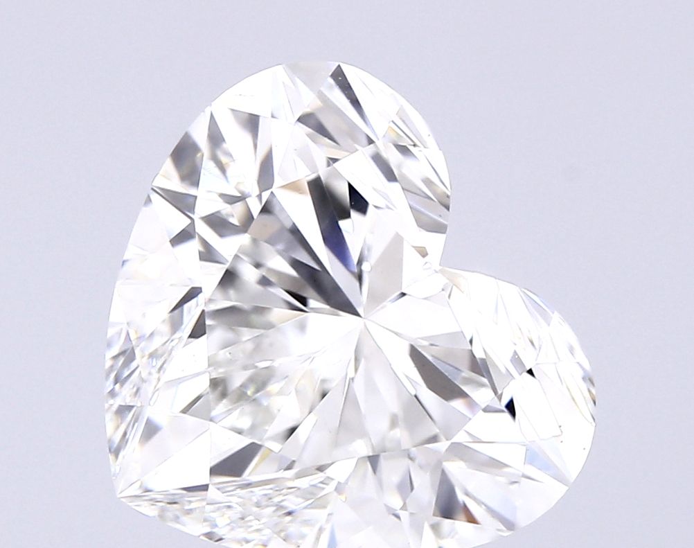 Lab-Grown Heart Diamond - 4.63 Carats, F Color, VS1 Clarity - Certified by IGI - Report Number: LG645465224