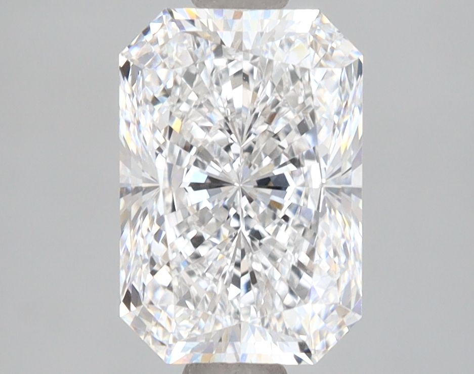 Lab-Grown Heart Diamond - 0.97 Carats, D Color, VS2 Clarity - Certified by IGI - Report Number: LG662475239