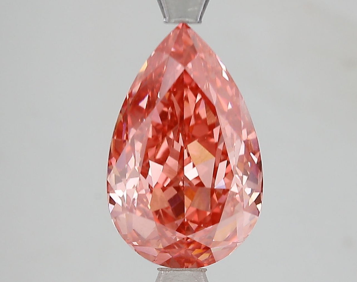 Lab-Grown Pear Diamond - 3.6 Carats, Fancy Vivid Pink Color, VVS2 Clarity - Certified by IGI - Report Number: LG671493433