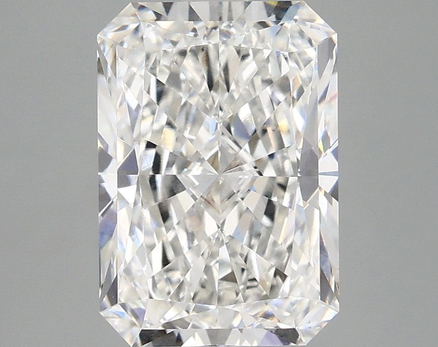 Lab-Grown Radiant Diamond - 3.03 Carats, F Color, VVS2 Clarity - Certified by IGI - Report Number: LG669464240