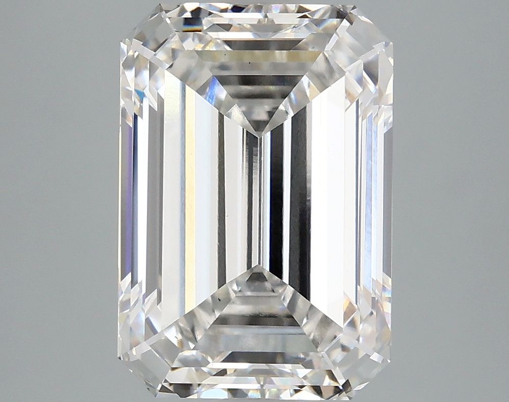 Lab-Grown Emerald Diamond - 4.65 Carats, F Color, VS1 Clarity - Certified by IGI - Report Number: LG660428376
