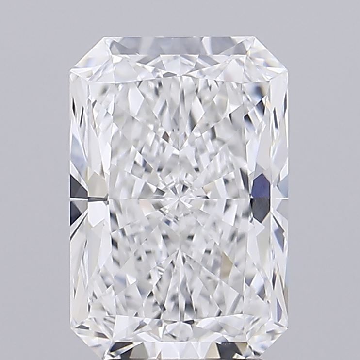 Lab-Grown Radiant Diamond - 3.6 Carats, E Color, VVS2 Clarity - Certified by IGI - Report Number: LG671423540