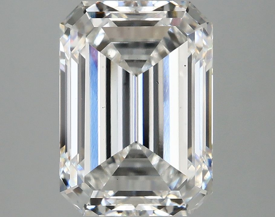 Lab-Grown Emerald Diamond - 3.96 Carats, F Color, VS2 Clarity - Certified by IGI - Report Number: LG678546010