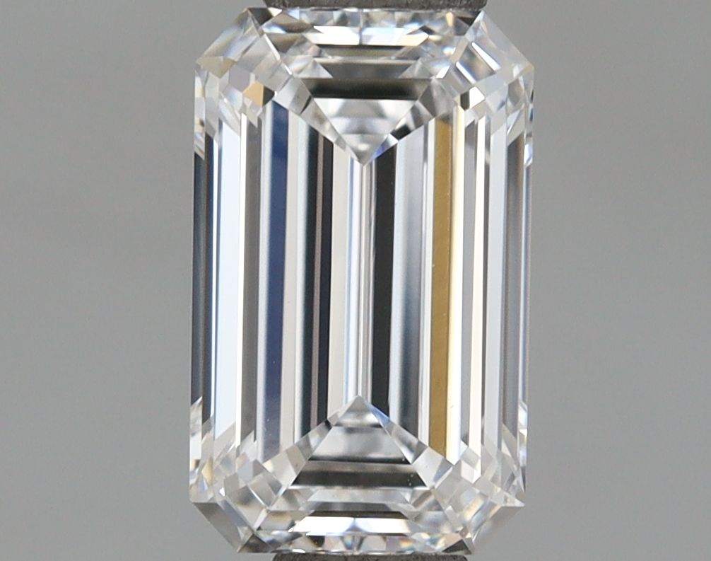 Lab-Grown Emerald Diamond - 0.96 Carats, D Color, VVS2 Clarity - Certified by IGI - Report Number: LG678502522