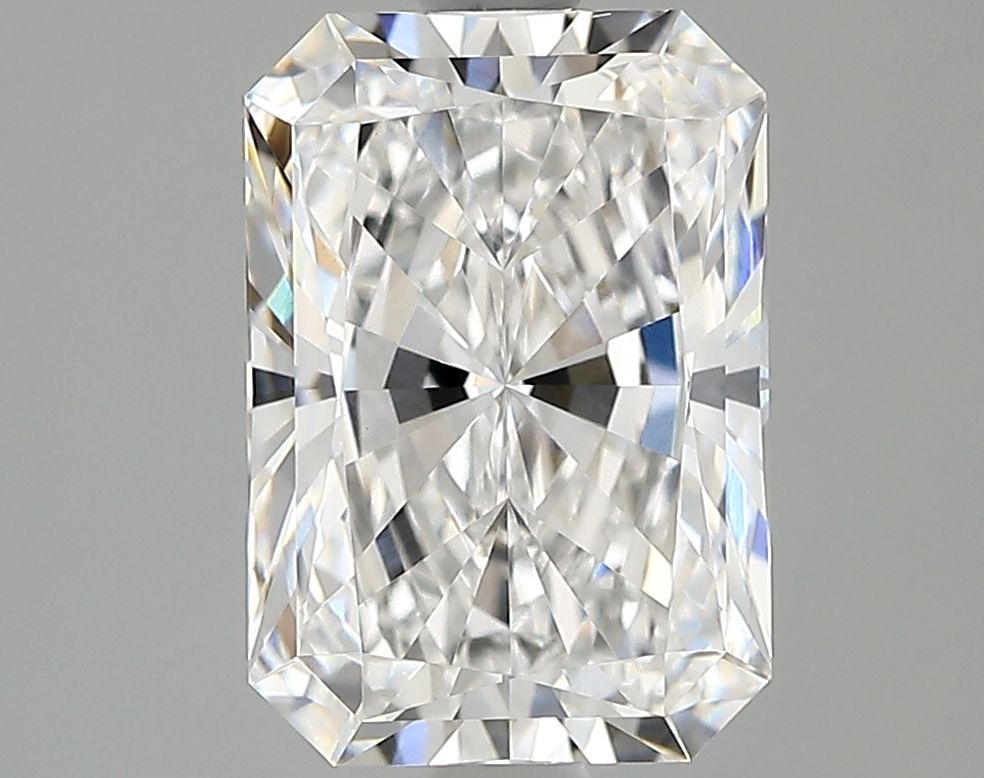 Lab-Grown Radiant Diamond - 2.55 Carats, E Color, VVS2 Clarity - Certified by IGI - Report Number: LG715575243