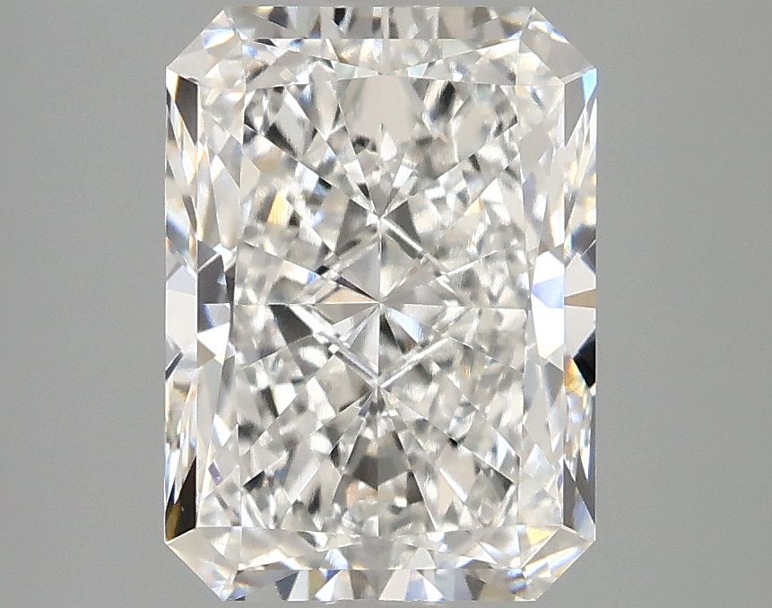 Lab-Grown Radiant Diamond - 2.97 Carats, F Color, VVS2 Clarity - Certified by IGI - Report Number: LG656484362