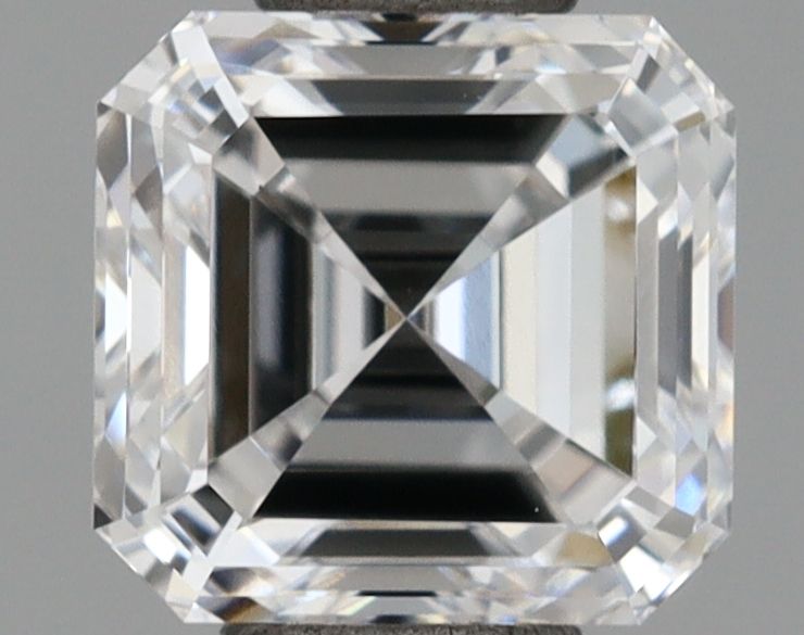 Lab-Grown Asscher Diamond - 0.92 Carats, D Color, VS1 Clarity - Certified by IGI - Report Number: LG696579922