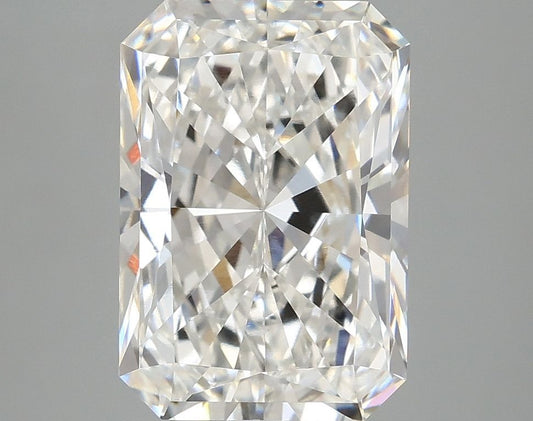Lab-Grown Radiant Diamond - 4.03 Carats, F Color, VVS2 Clarity - Certified by IGI - Report Number: LG683555860