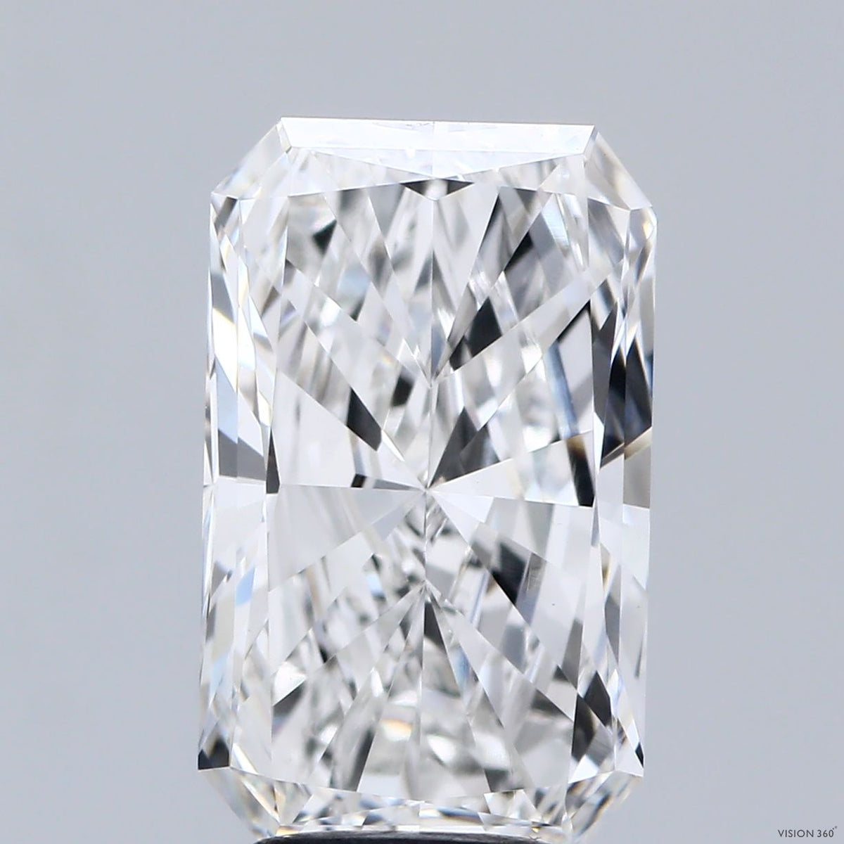 Lab-Grown Radiant Diamond - 4.01 Carats, E Color, VVS2 Clarity - Certified by IGI - Report Number: LG715583530