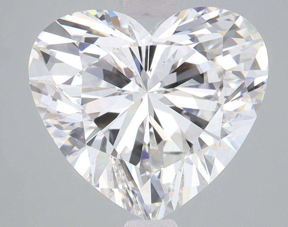 Lab-Grown Heart Diamond - 4.08 Carats, F Color, VVS2 Clarity - Certified by IGI - Report Number: LG645433117