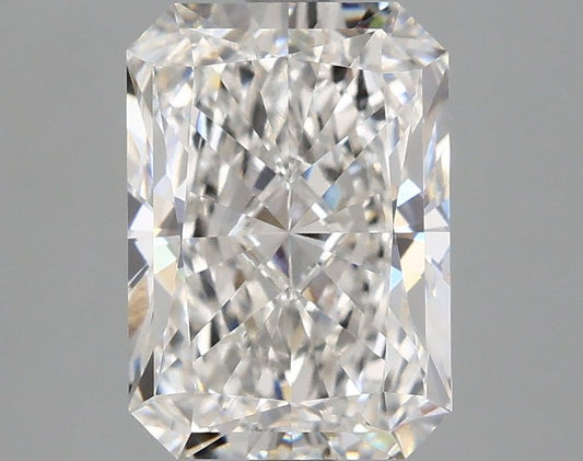 Lab-Grown Radiant Diamond - 3.03 Carats, F Color, VVS2 Clarity - Certified by IGI - Report Number: LG665425653
