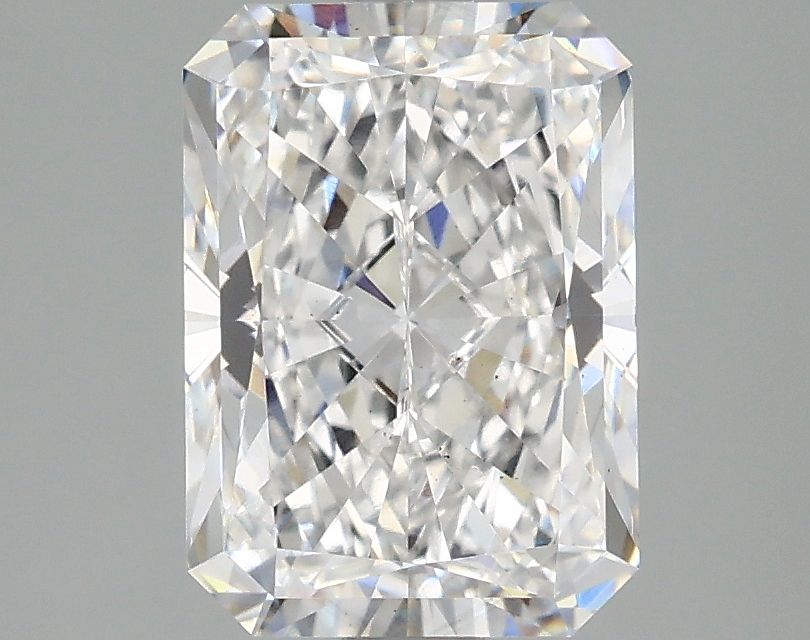 Lab-Grown Radiant Diamond - 2.49 Carats, E Color, VS2 Clarity - Certified by IGI - Report Number: LG671472239