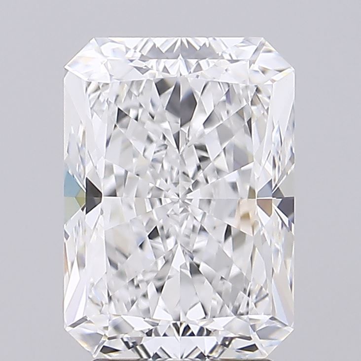 Lab-Grown Radiant Diamond - 3.52 Carats, D Color, VVS2 Clarity - Certified by IGI - Report Number: LG671416299