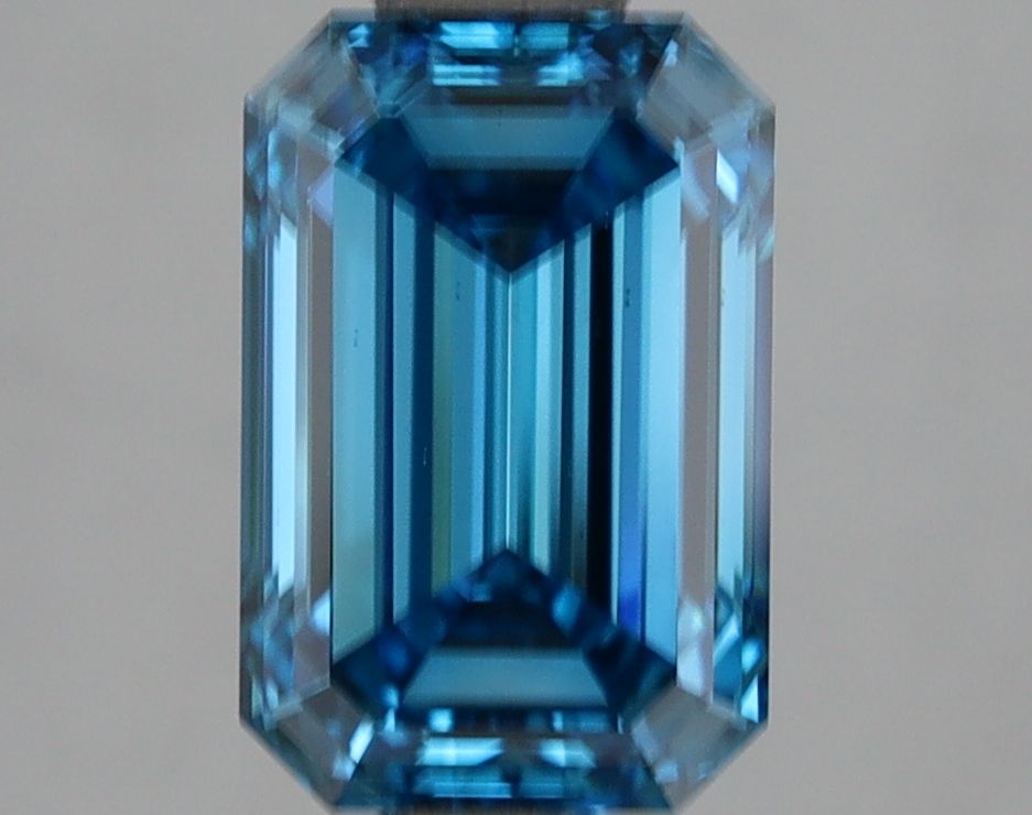 Lab-Grown Emerald Diamond - 2.55 Carats, Fancy Vivid Blue Color, VS2 Clarity - Certified by IGI - Report Number: LG636471063