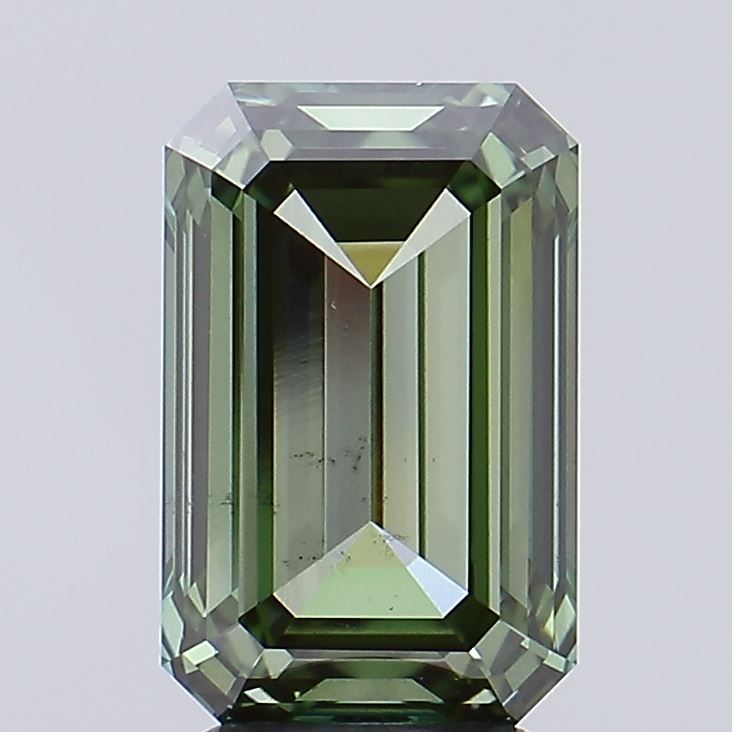 Lab-Grown Emerald Diamond - 4.01 Carats, Fancy Vivid Green Color, VS2 Clarity - Certified by IGI - Report Number: LG647451766