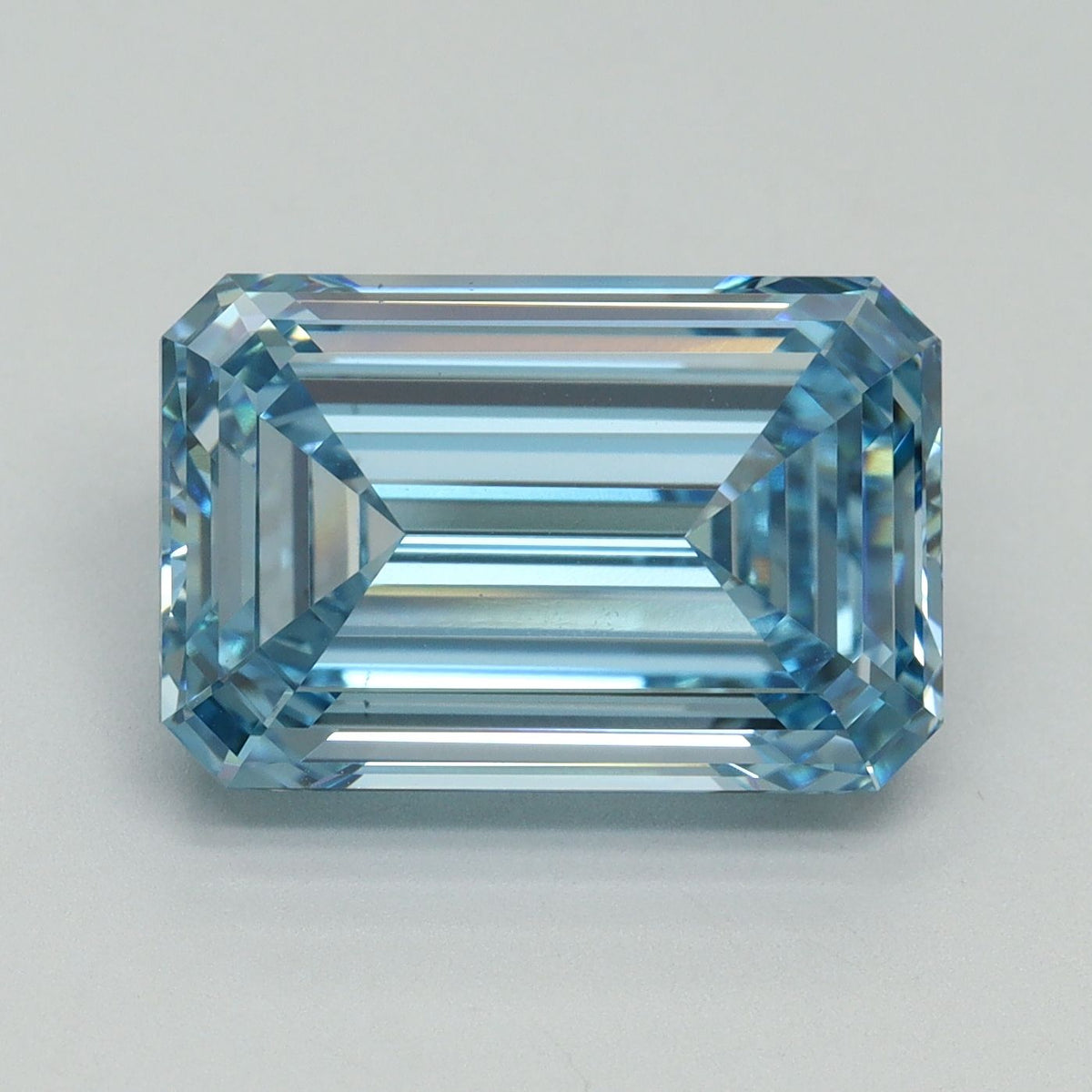 Lab-Grown Emerald Diamond - 7.07 Carats, Fancy Vivid Blue Color, VS1 Clarity - Certified by IGI - Report Number: LG636438495