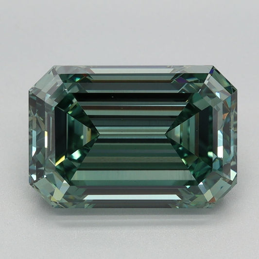 Lab-Grown Emerald Diamond - 4.67 Carats, Fancy Vivid Green Color, VS1 Clarity - Certified by IGI - Report Number: LG640475402