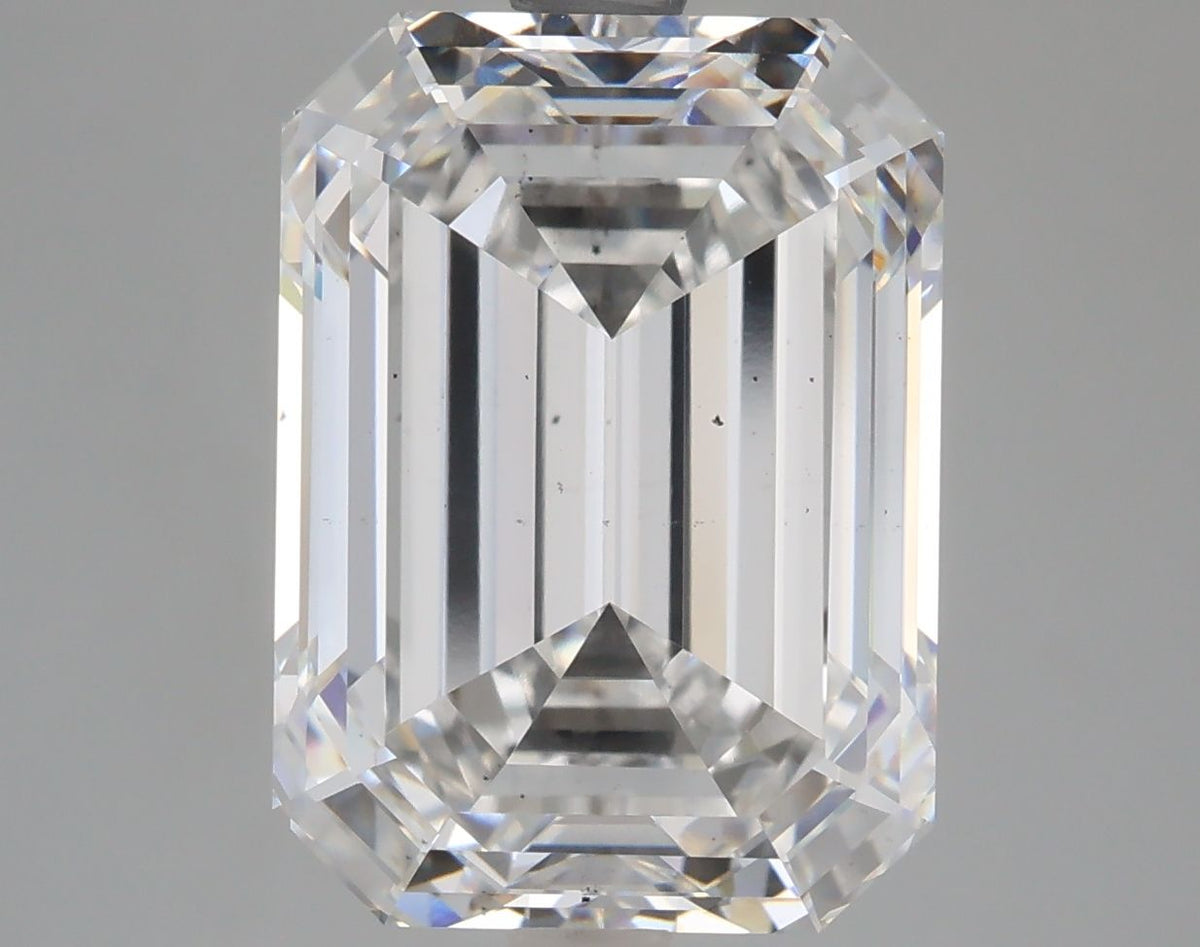 Lab-Grown Emerald Diamond - 6.1 Carats, E Color, VS2 Clarity - Certified by IGI - Report Number: LG668458110