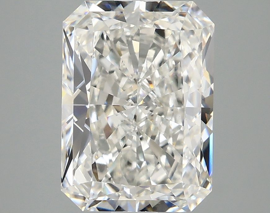 Lab-Grown Radiant Diamond - 3.03 Carats, F Color, VVS2 Clarity - Certified by IGI - Report Number: LG689530348