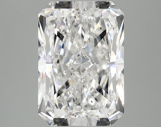 Lab-Grown Radiant Diamond - 2.96 Carats, E Color, VS2 Clarity - Certified by IGI - Report Number: LG692592937