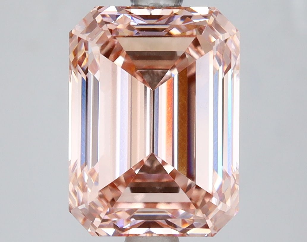 Lab-Grown Emerald Diamond - 4.08 Carats, Fancy Intense Pink Color, VVS2 Clarity - Certified by IGI - Report Number: LG618467490