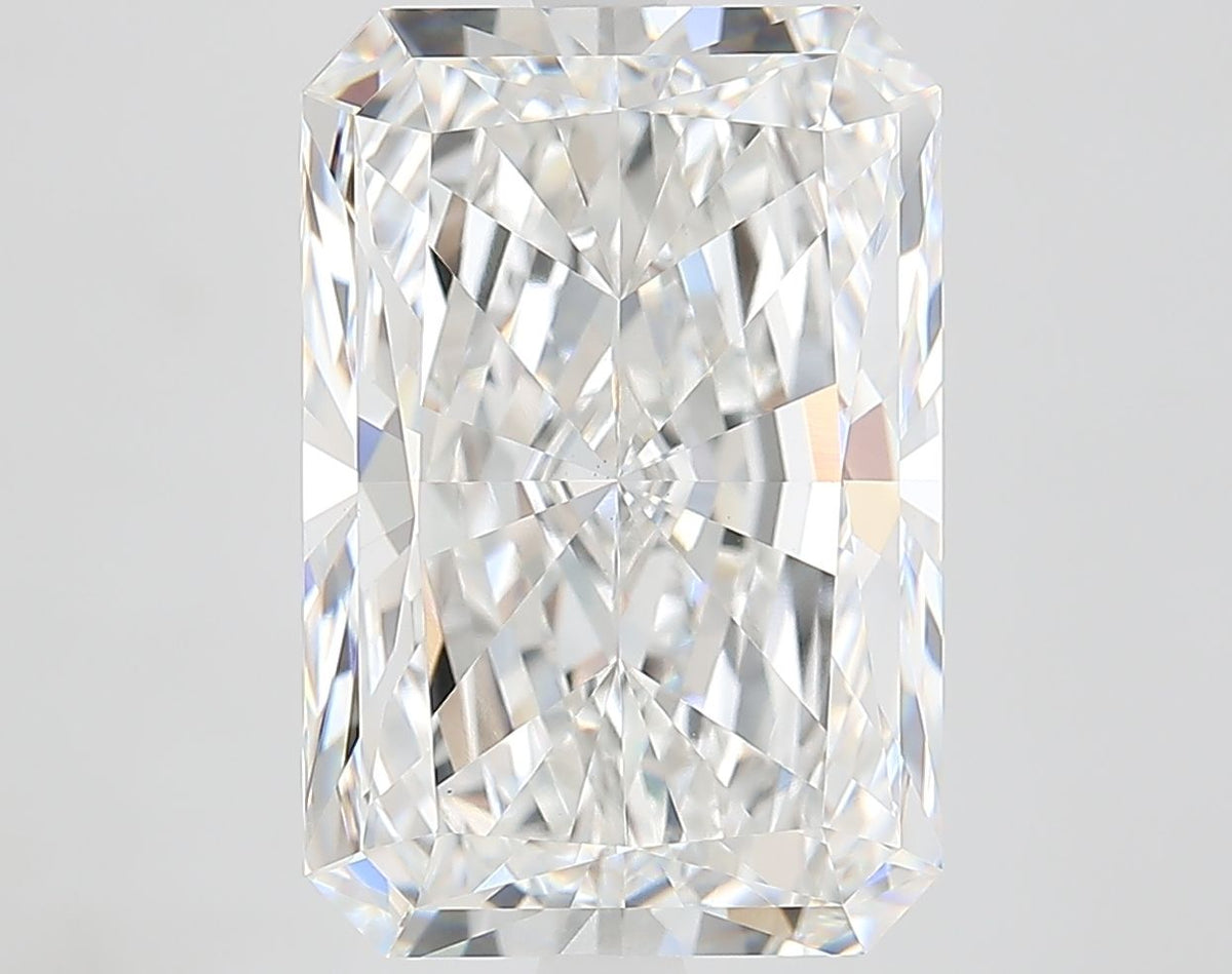 Lab-Grown Radiant Diamond - 8.01 Carats, F Color, VS1 Clarity - Certified by IGI - Report Number: LG683582753