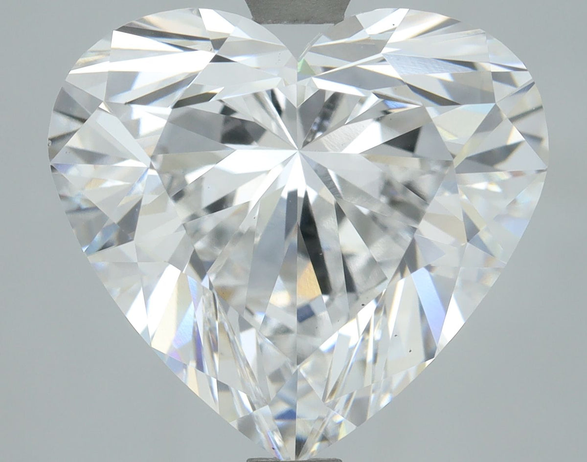Lab-Grown Heart Diamond - 4.01 Carat, E Color, VS1 Clarity | Sustainable Luxury, Dazzling Brilliance | IGI | Certified LG644467191