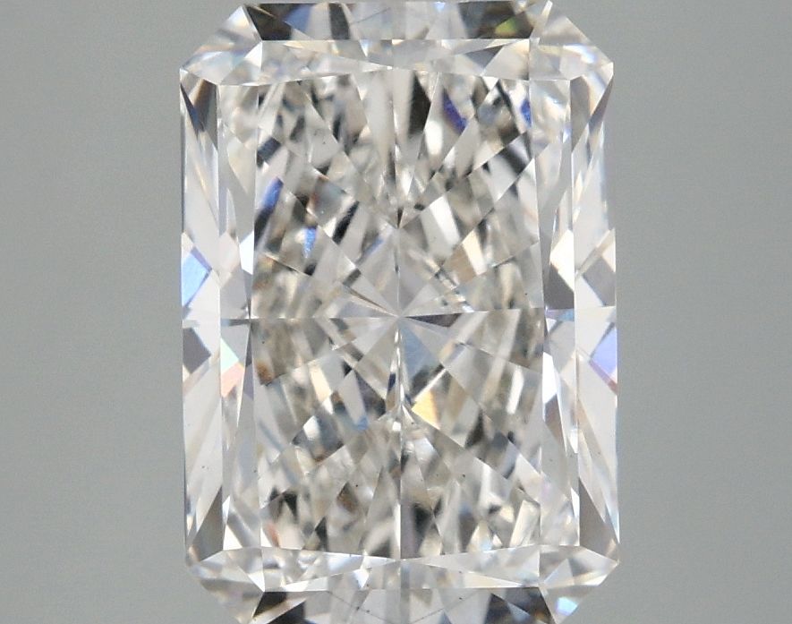 Lab-Grown Radiant Diamond - 2.97 Carats, F Color, VS1 Clarity - Certified by IGI - Report Number: LG683523229