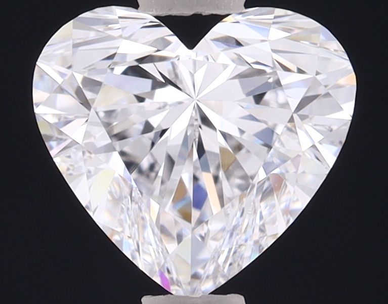 Lab-Grown Heart Diamond - 1.03 Carats, D Color, VVS2 Clarity - Certified by IGI - Report Number: LG660439008