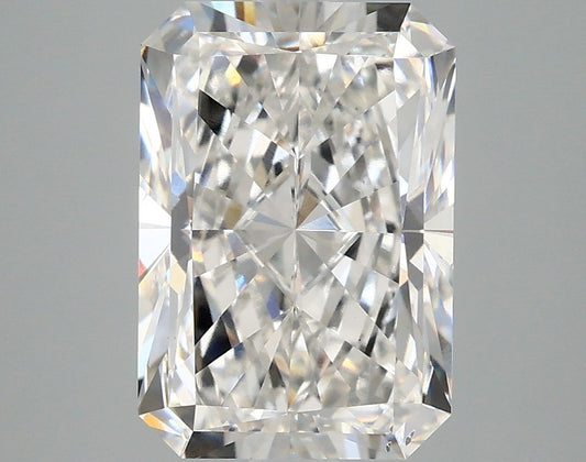Lab-Grown Radiant Diamond - 4.01 Carats, F Color, VS2 Clarity - Certified by IGI - Report Number: LG683575560