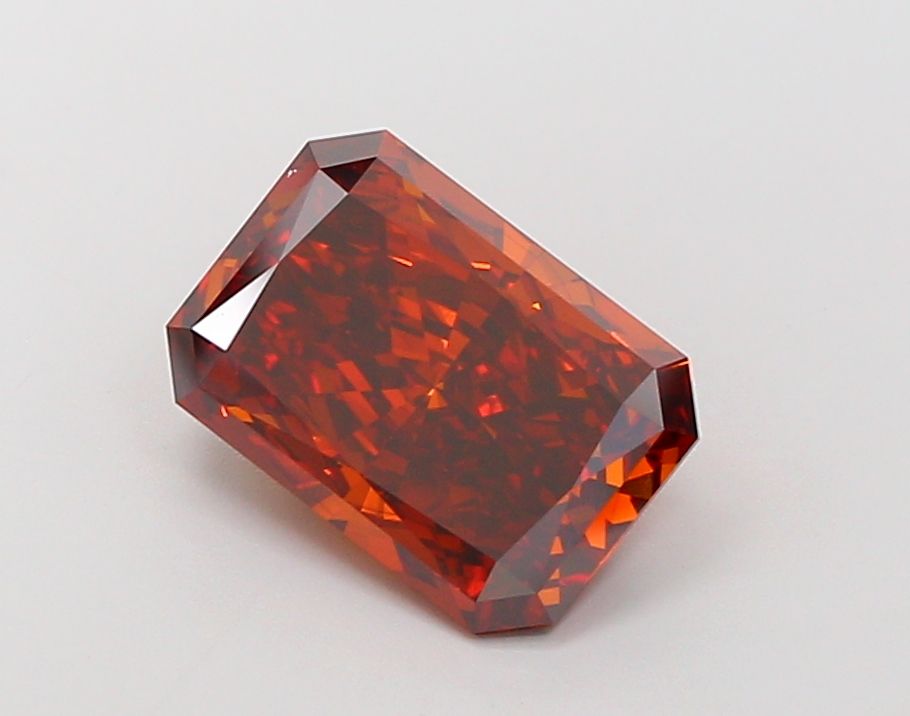 Lab-Grown Radiant Diamond - 4.78 Carats, Fancy Deep Orange Color, VS1 Clarity - Certified by IGI - Report Number: LG685530815