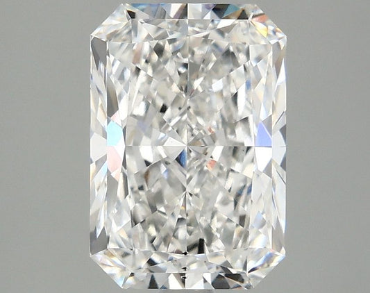 Lab-Grown Radiant Diamond - 2.47 Carats, E Color, VS2 Clarity - Certified by IGI - Report Number: LG637460743