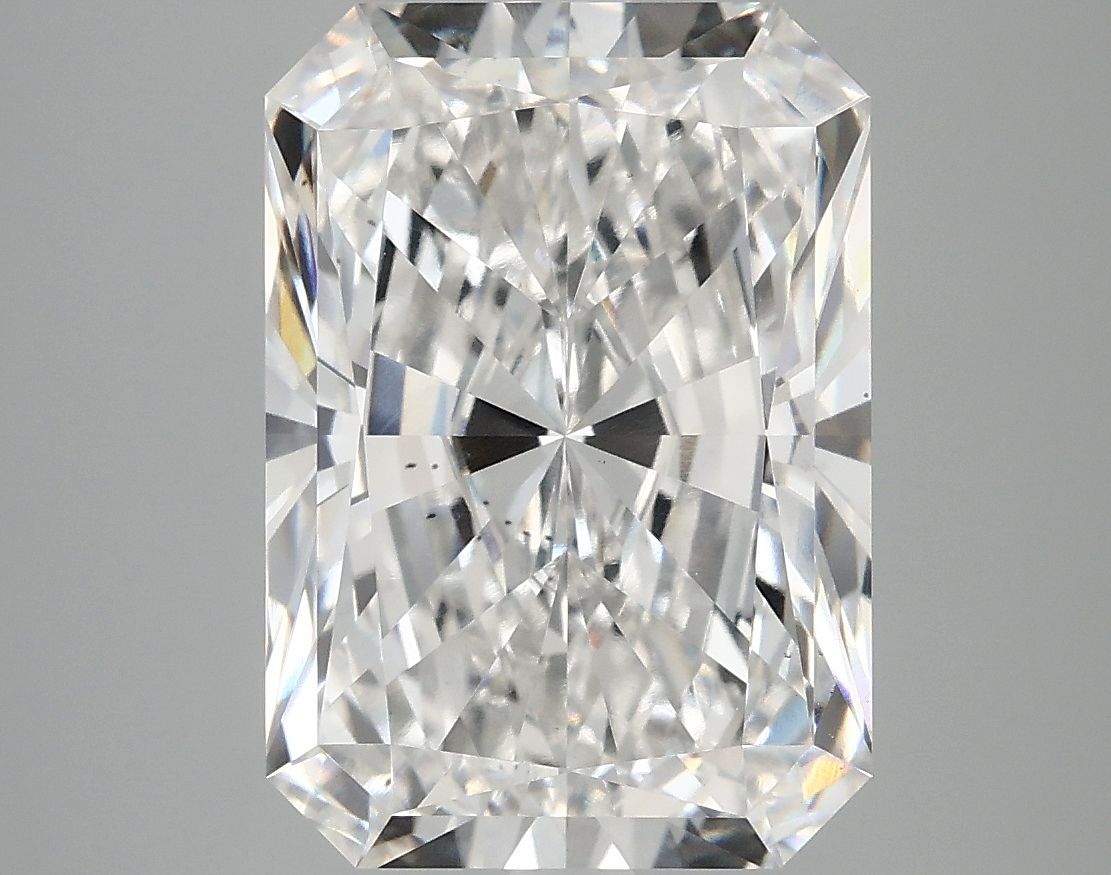 Lab-Grown Radiant Diamond - 6.19 Carats, F Color, VS2 Clarity - Certified by IGI - Report Number: LG717517905