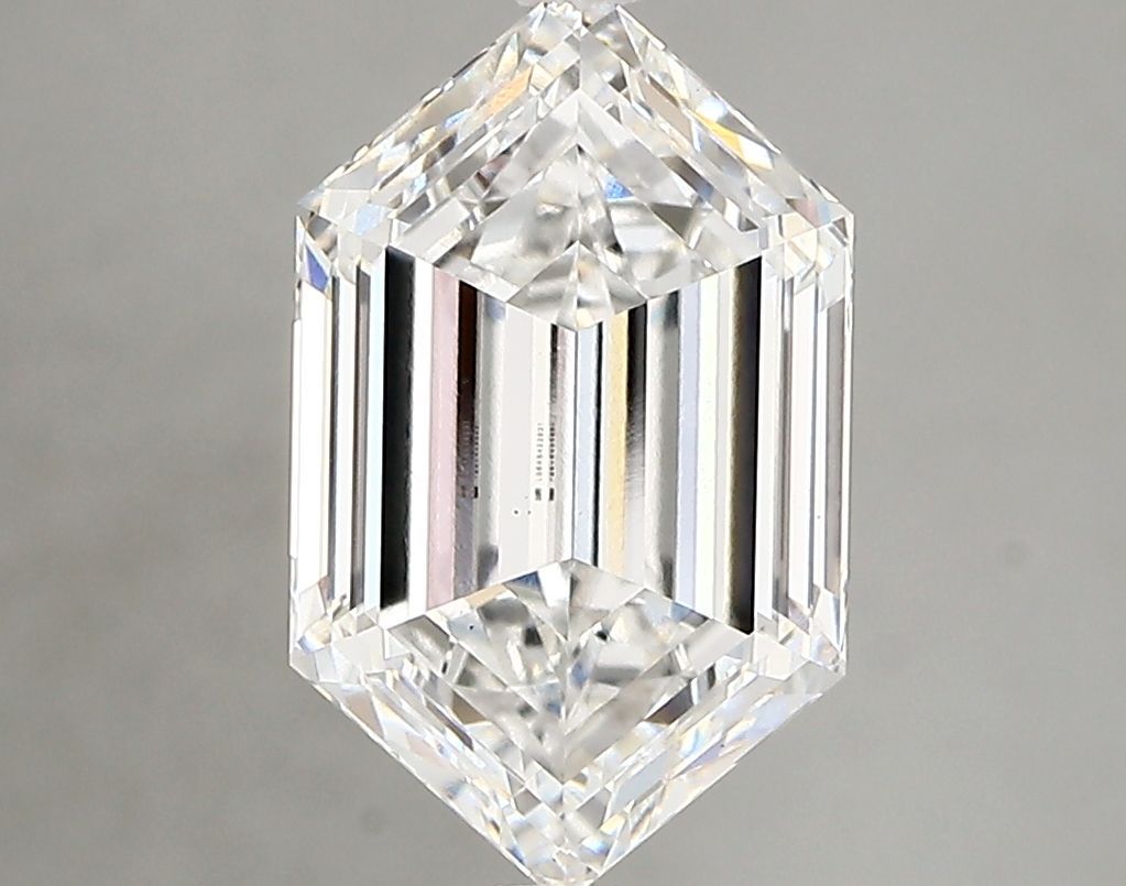 HEXAGONAL-2,71-Karat-E-VS1-LG645422921